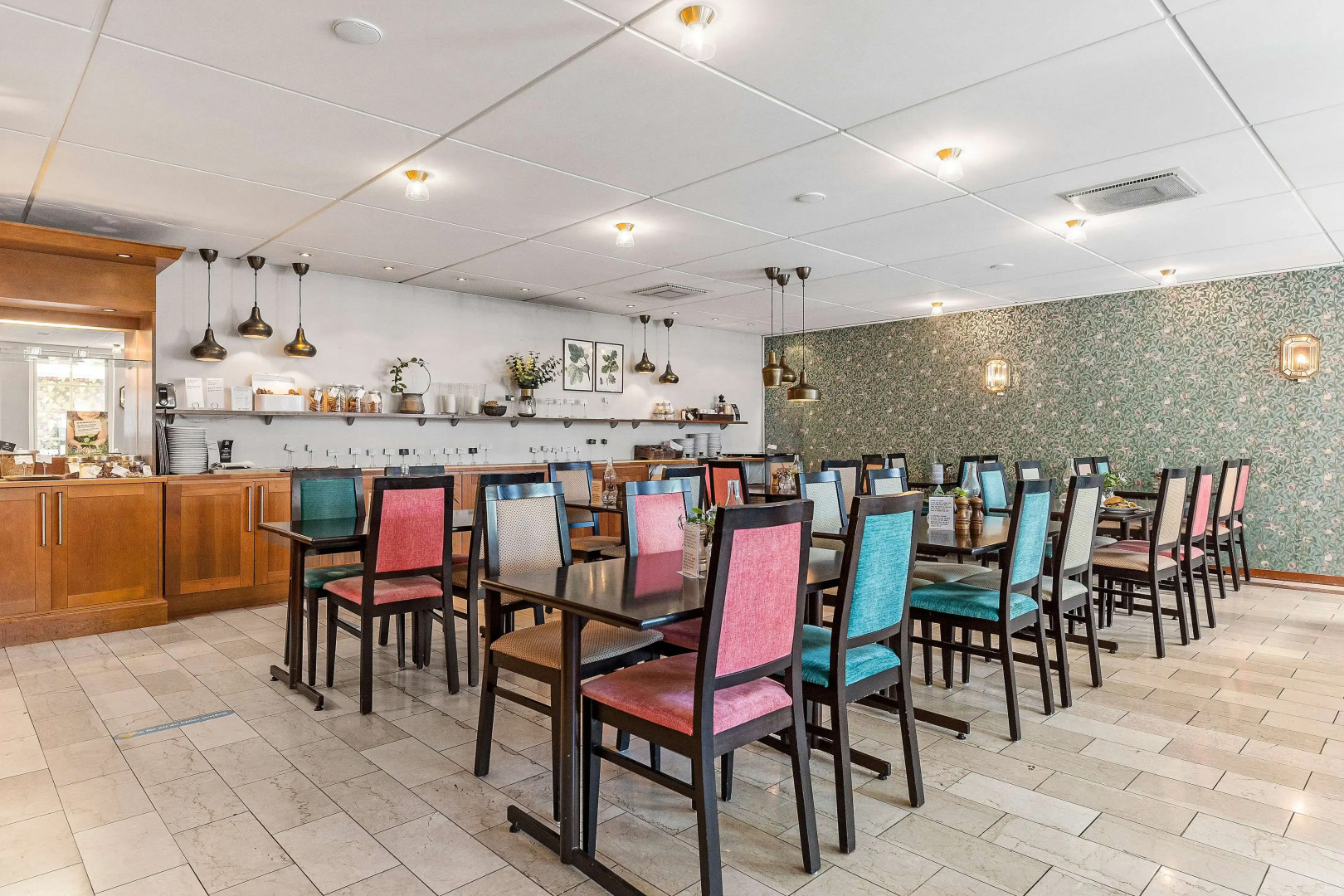 Best Western Plus Edward Hotel