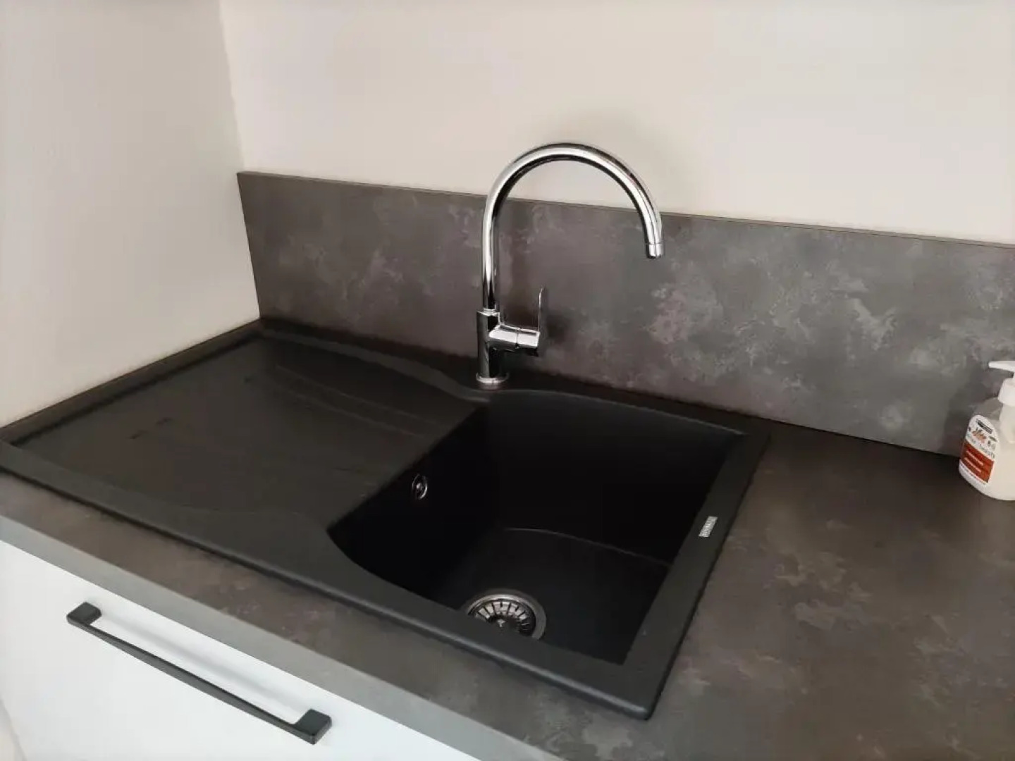 NEW Luxury apt, vicino a Fiera Milano e Malpensa, AC, Sky Netflix