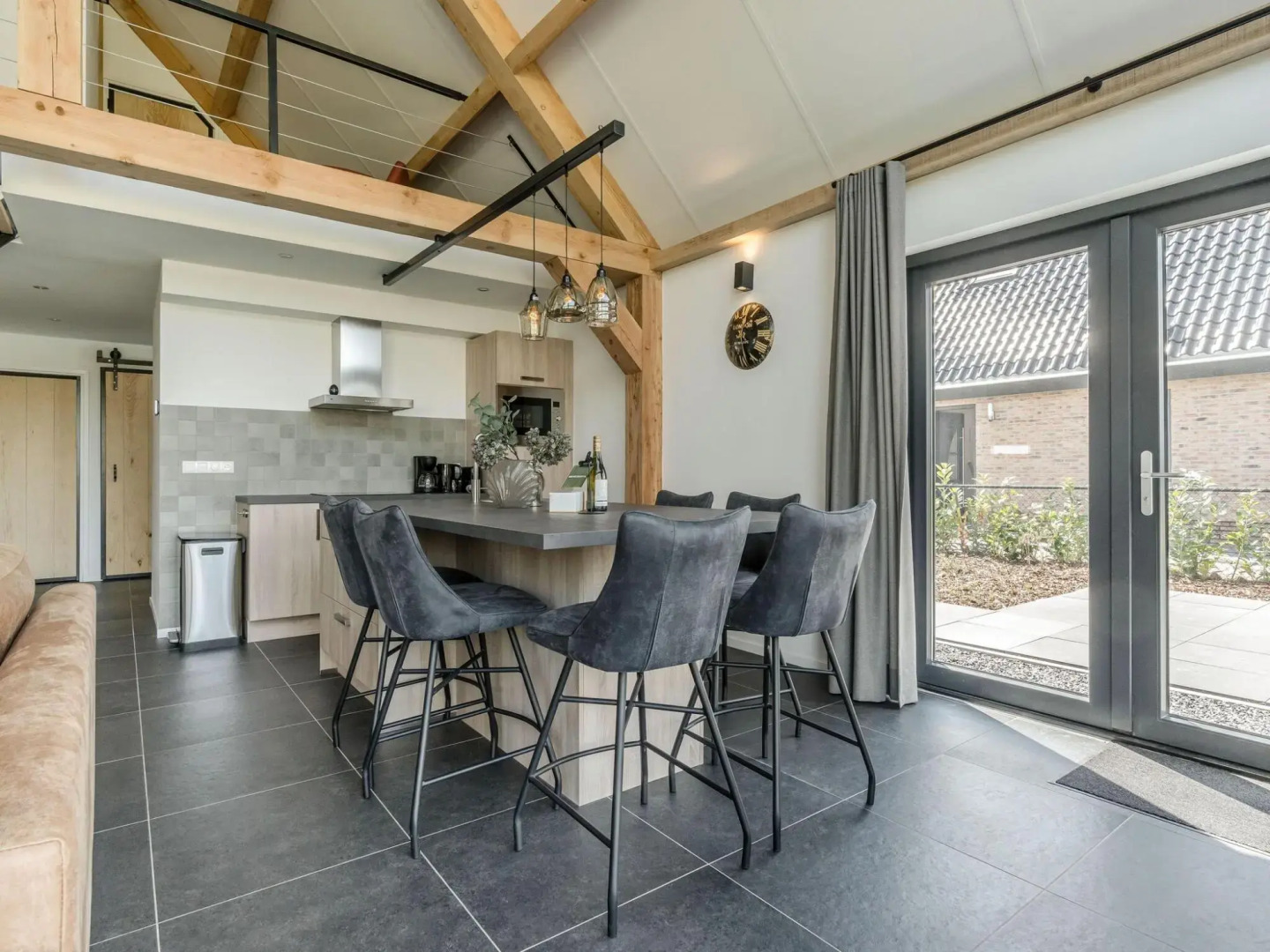 Modern house with two bathrooms, on a holiday park near Baarle-Nassau