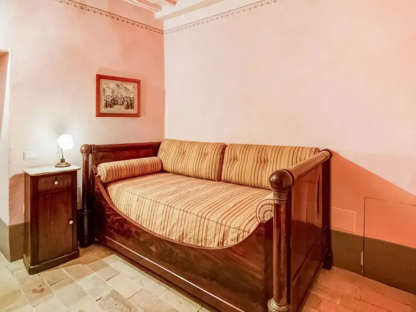 Villa in Rome With Pool & Tiber Valley Views