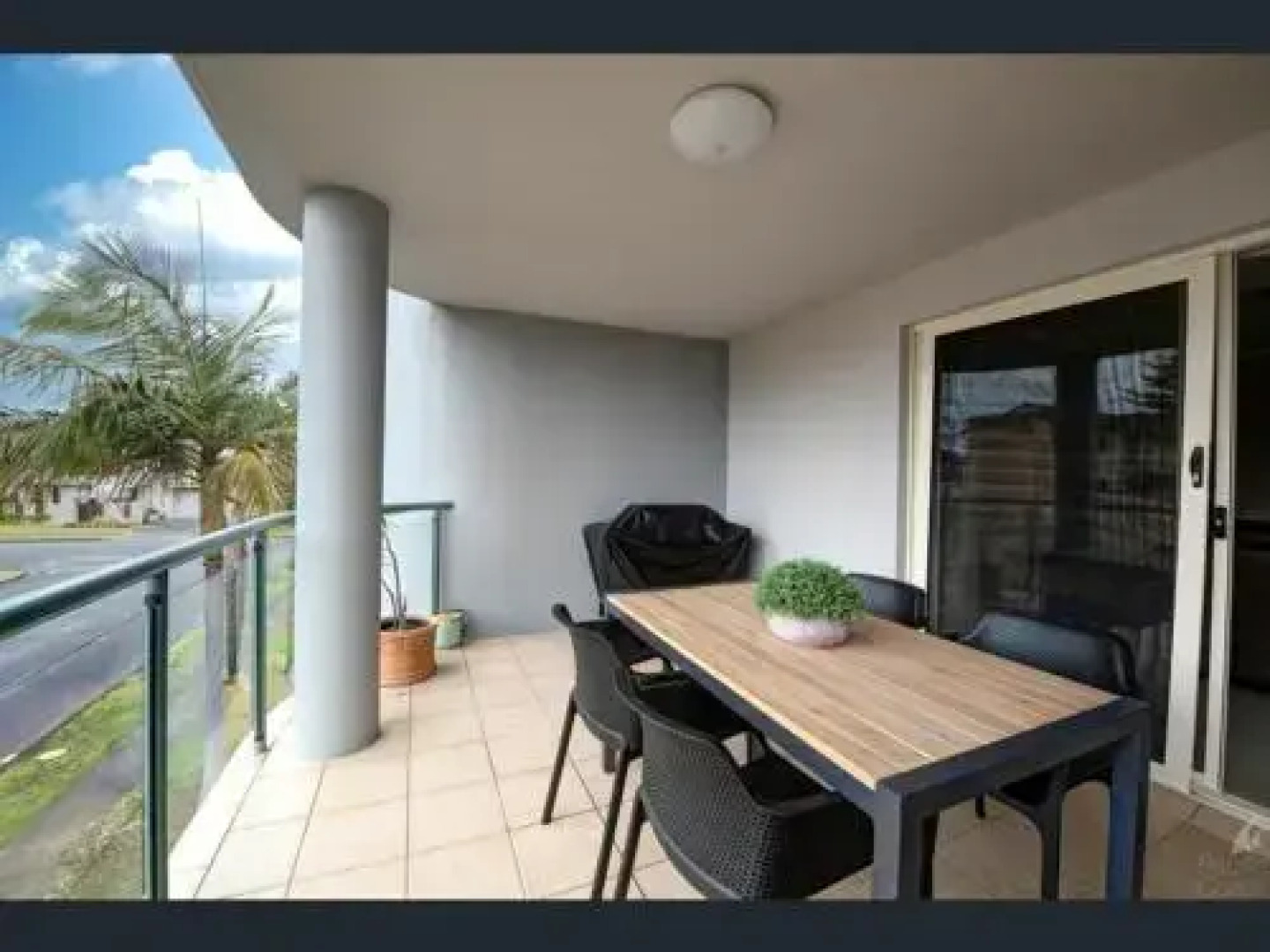 Beachside 4 with Airconditioning and Spa Bath