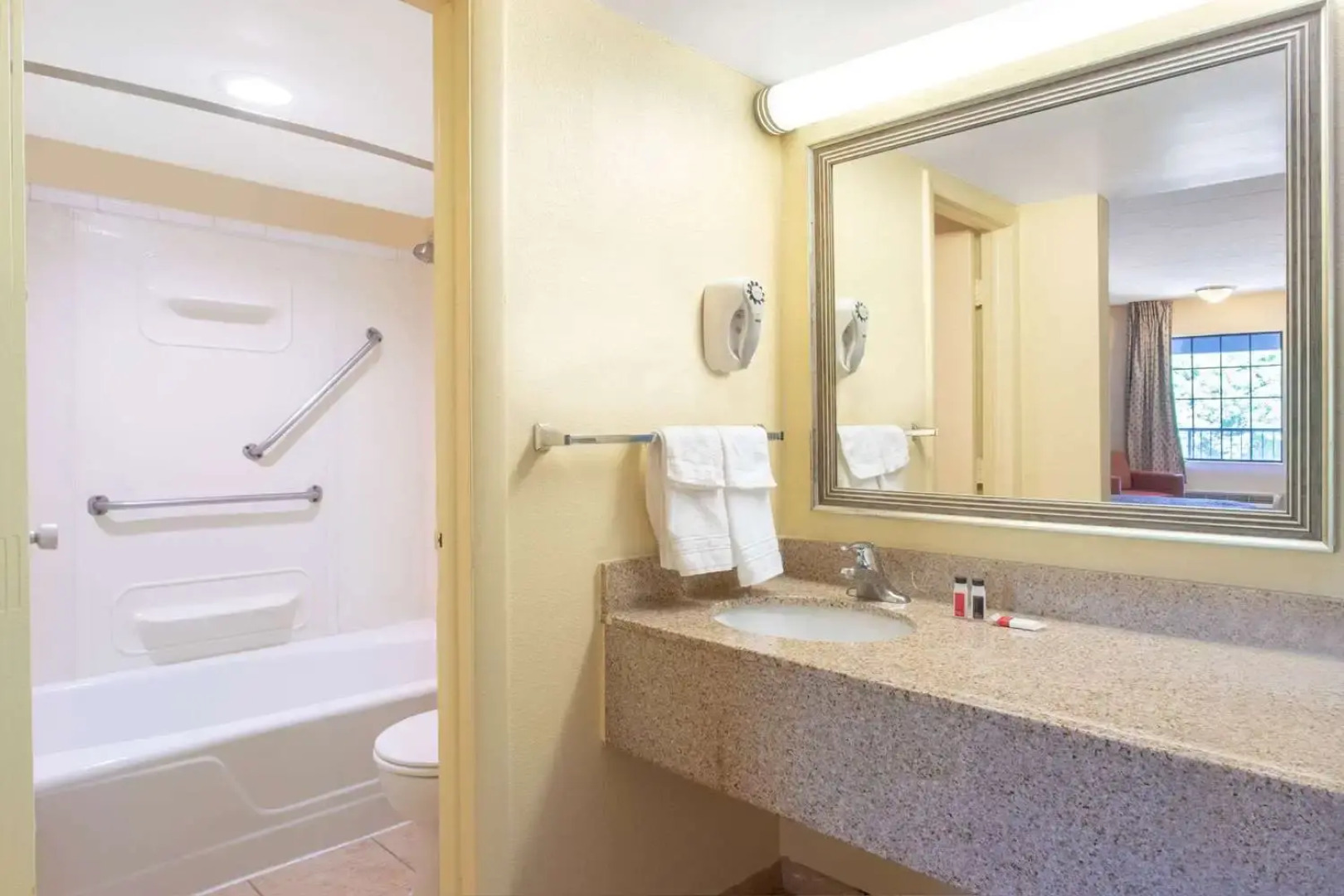 Red Roof Inn Baltimore