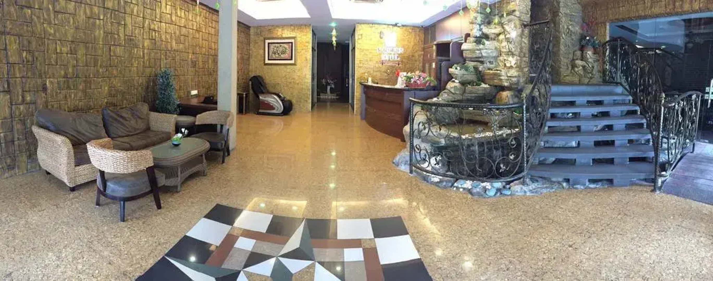 OYO 90134 K Garden Hotel