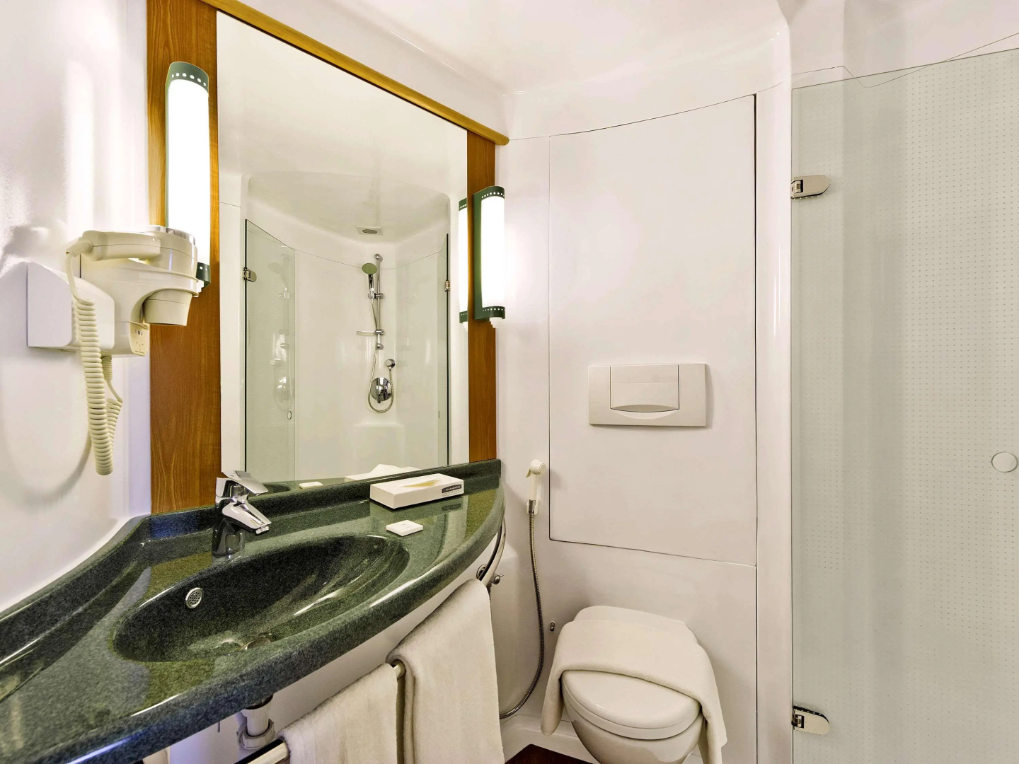 ibis Nashik Hotel