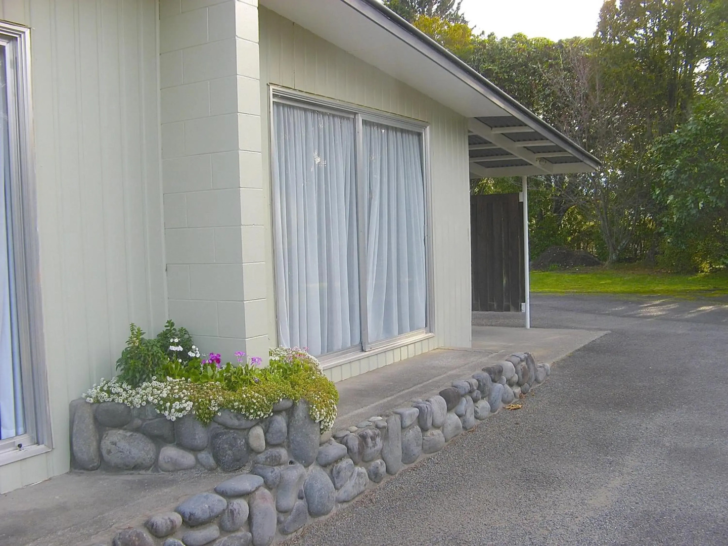 Tongariro River Motel