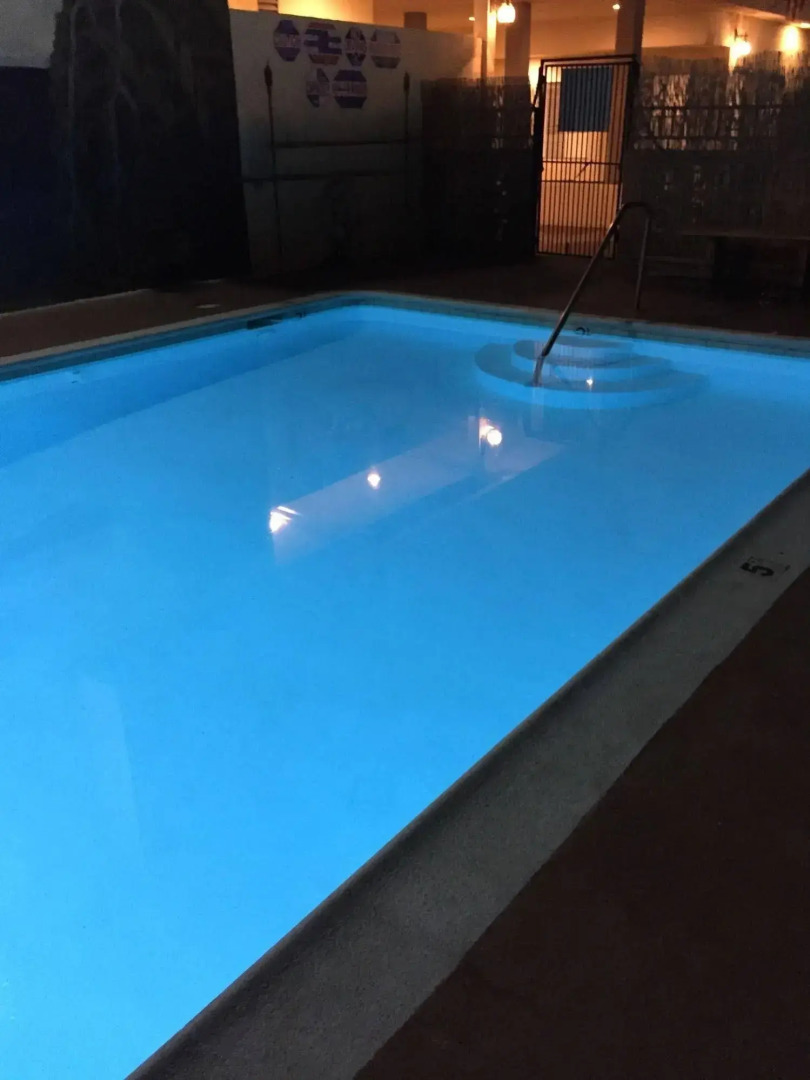 Anaheim Executive Inn & Suites