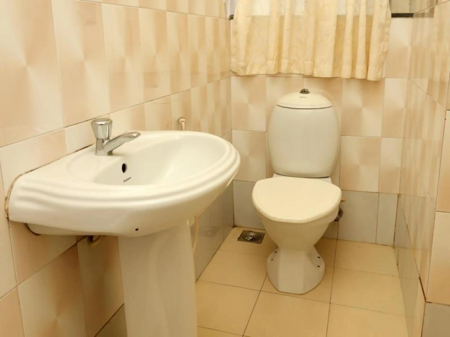 Aqua Jumbo Houseboats