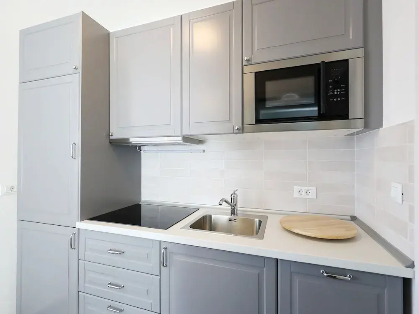 Modern and Luxurius Apartment With Swimingpool, Nice sea View Terrace