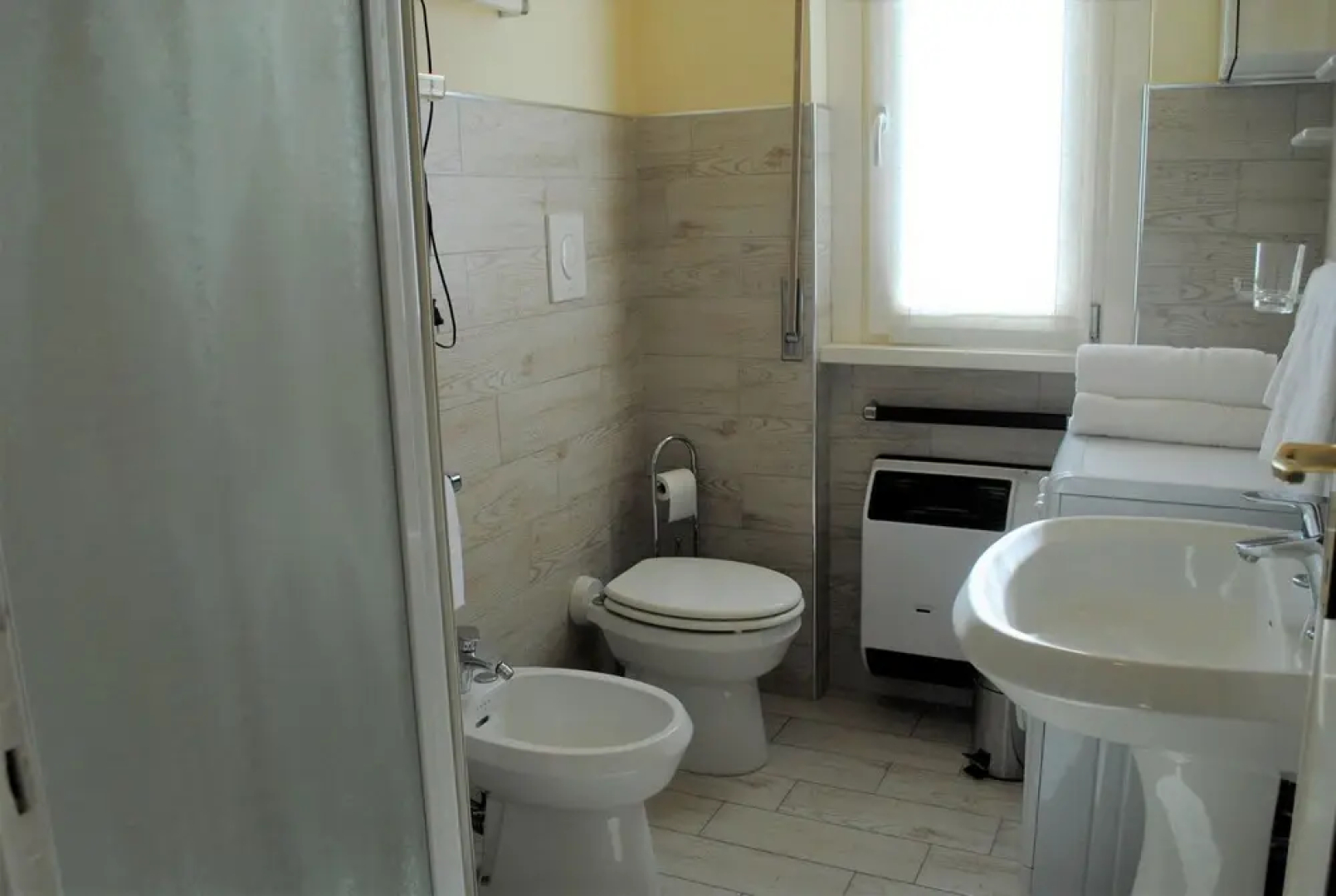 Olive To Lario Apartments