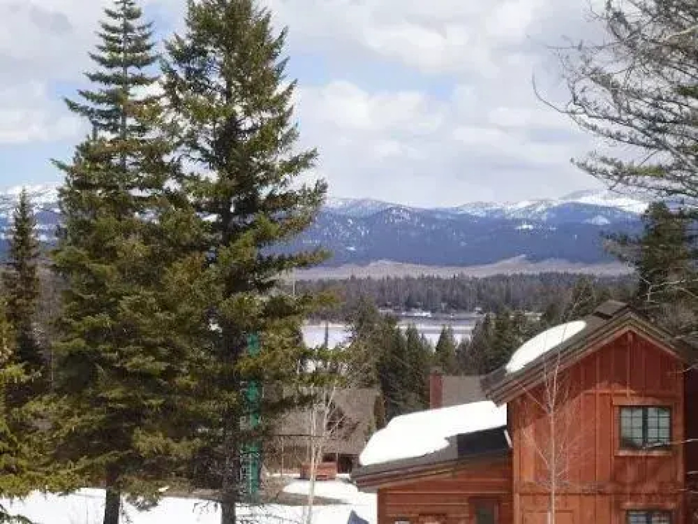 Staircase 14 4 Br Cabin by RedAwning