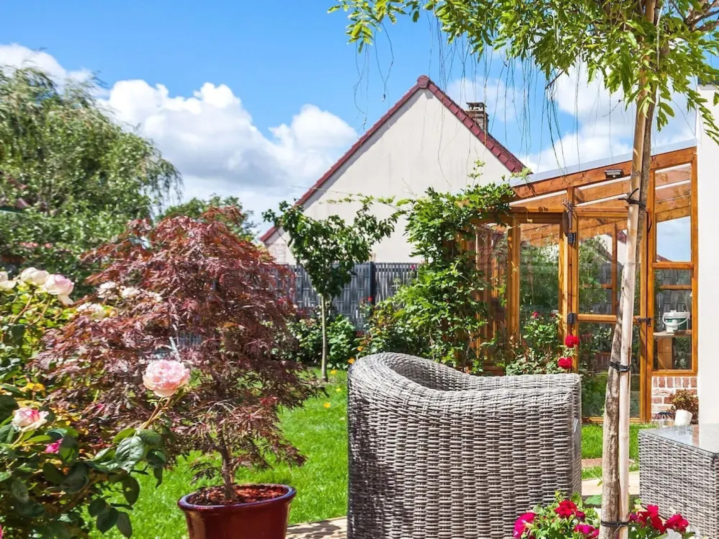 Cosy Apartment in Eperlecques with Fireplace
