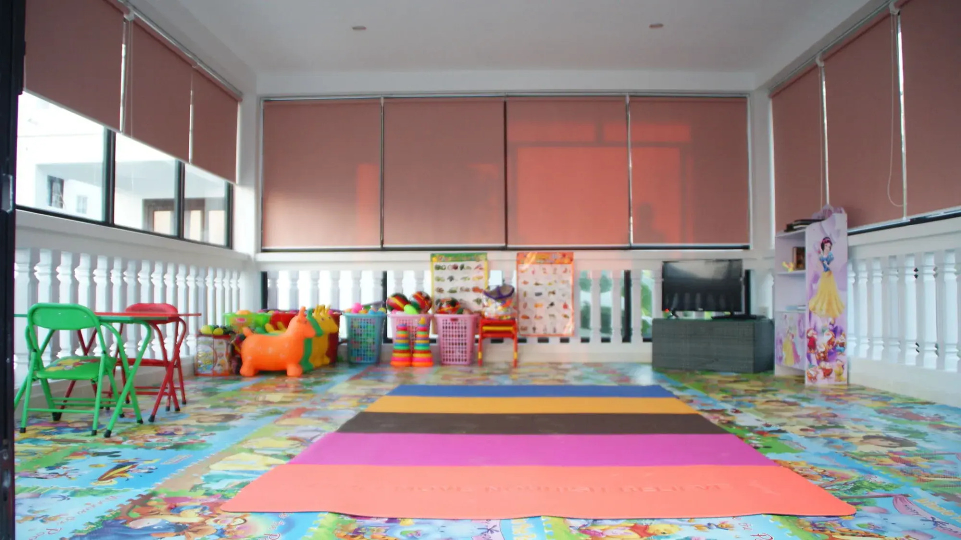 Mary Beach Hotel and Resort