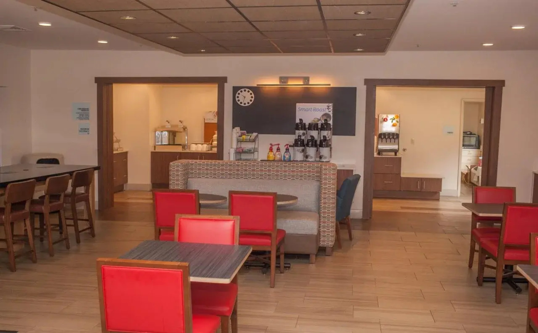 Holiday Inn Express & Suites Logan By IHG