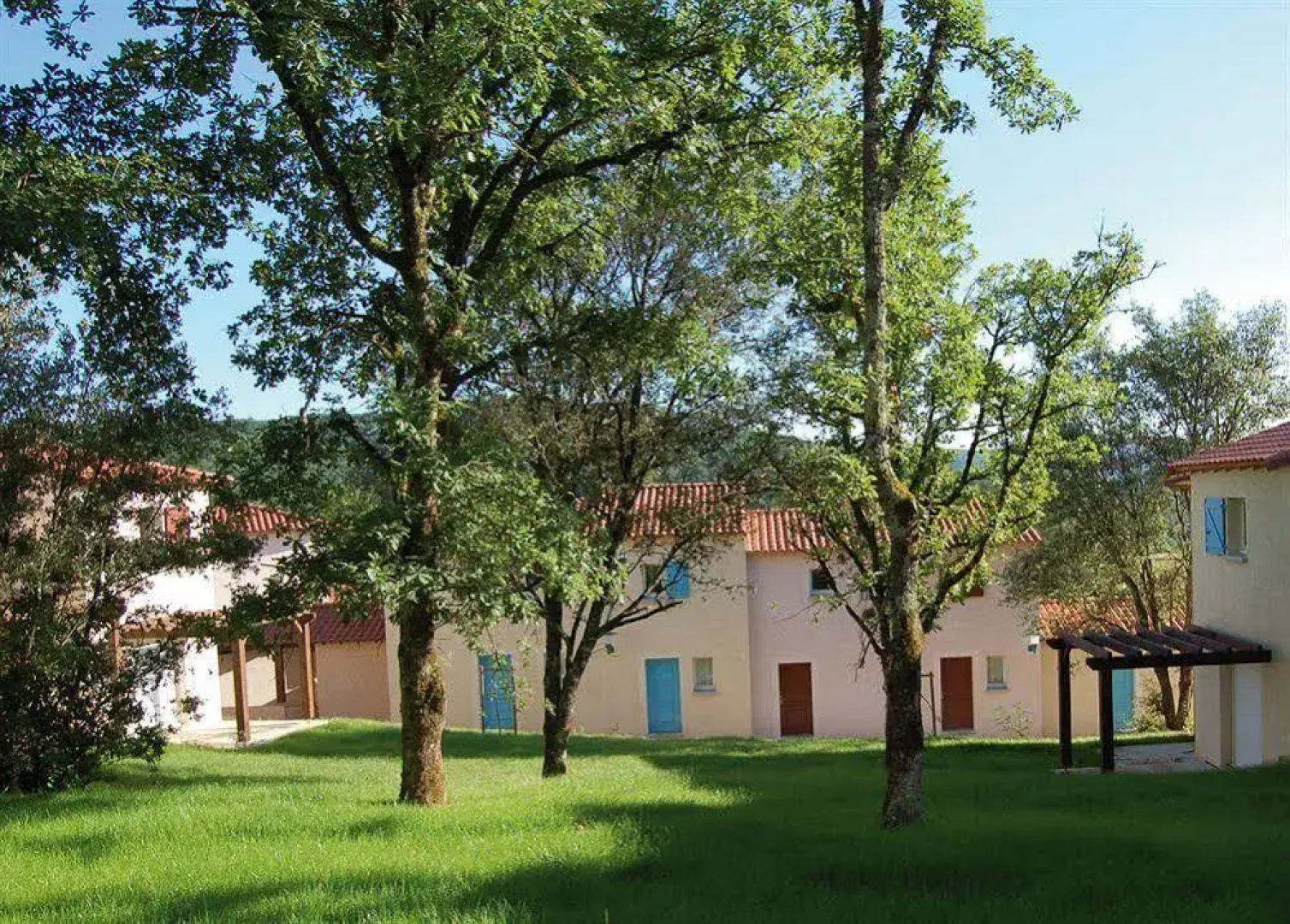 Residence Le Domaine Des Cazelles - Lagrange Confort