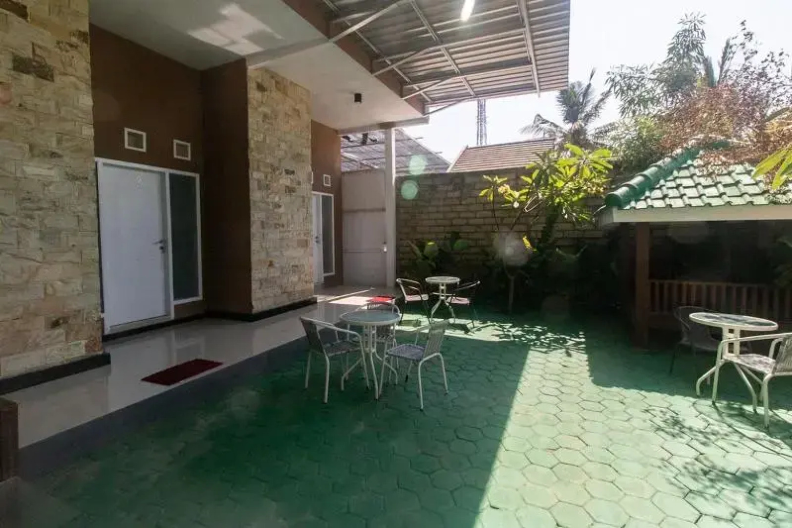 Formerly RedDoorz Plus Kantor Bupati Banyuwangi