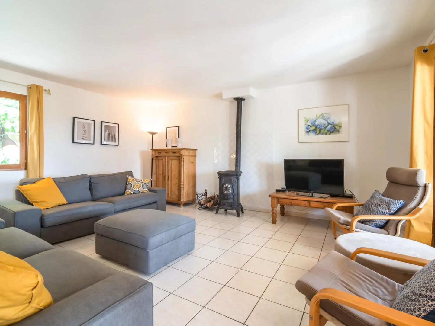 Exquisite Villa in Beaufort With Swimming Pool