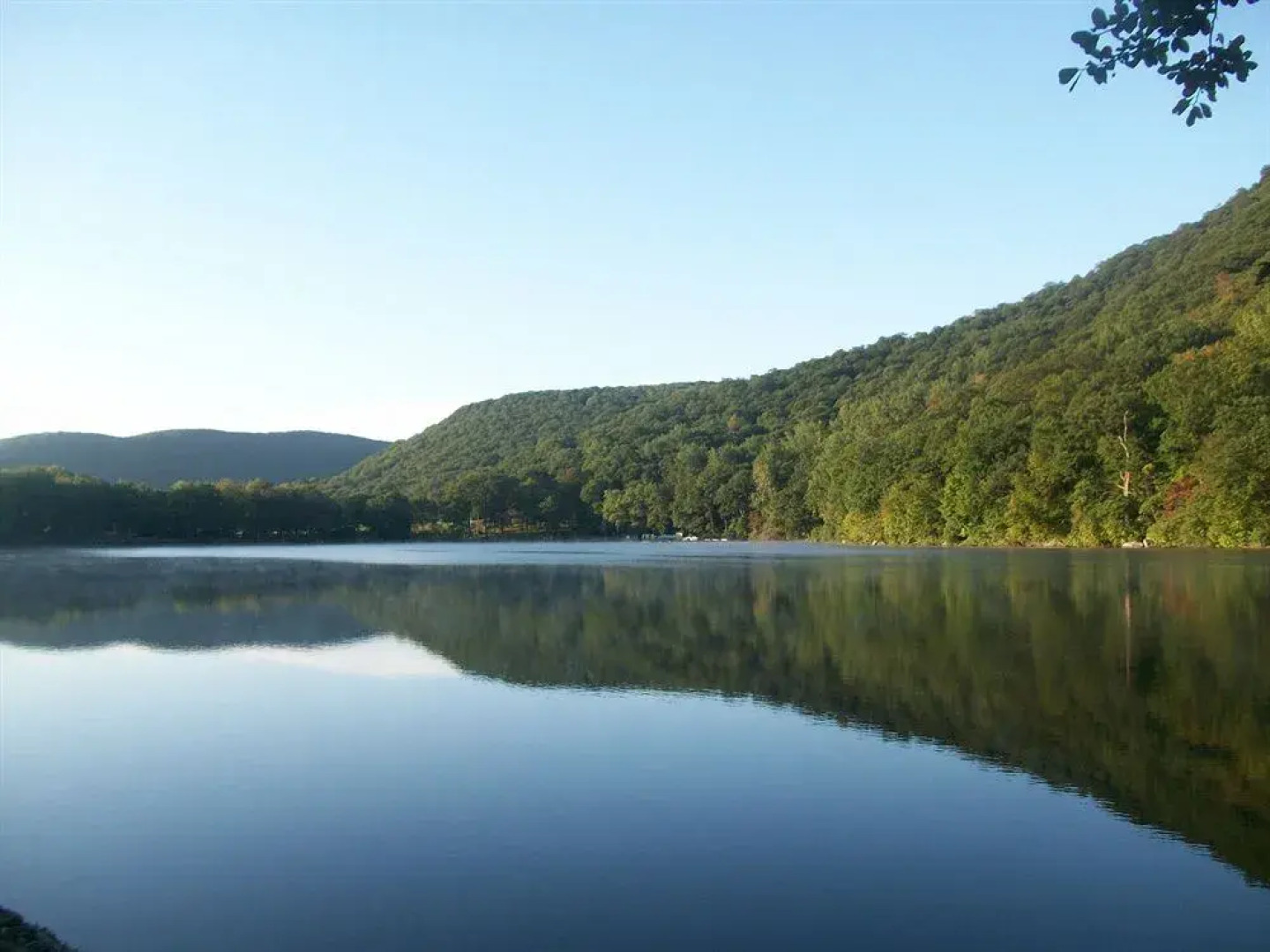 Bear Mountain Inn and Overlook Lodge