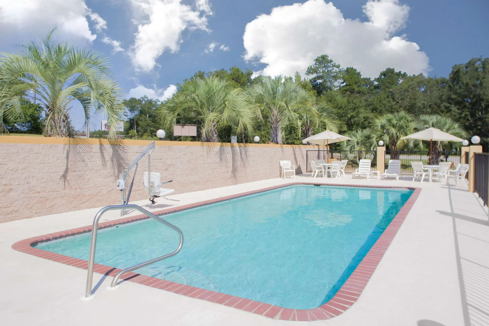 Days Inn by Wyndham Andalusia