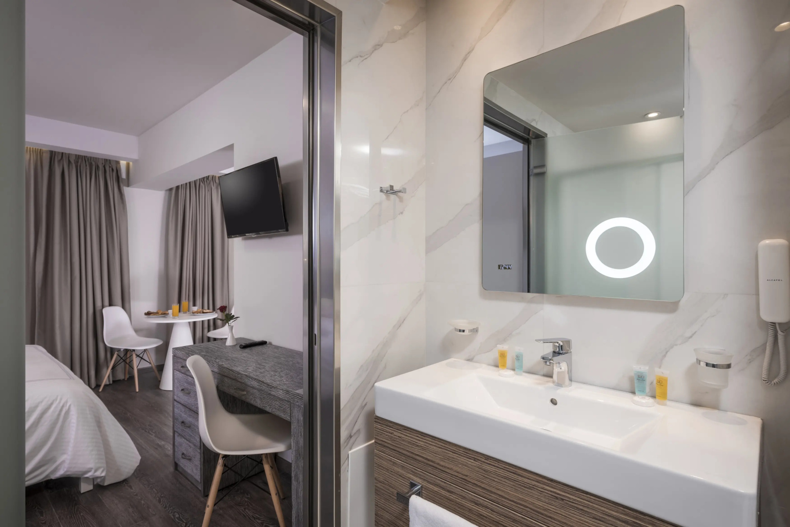 Bio Suites Hotel