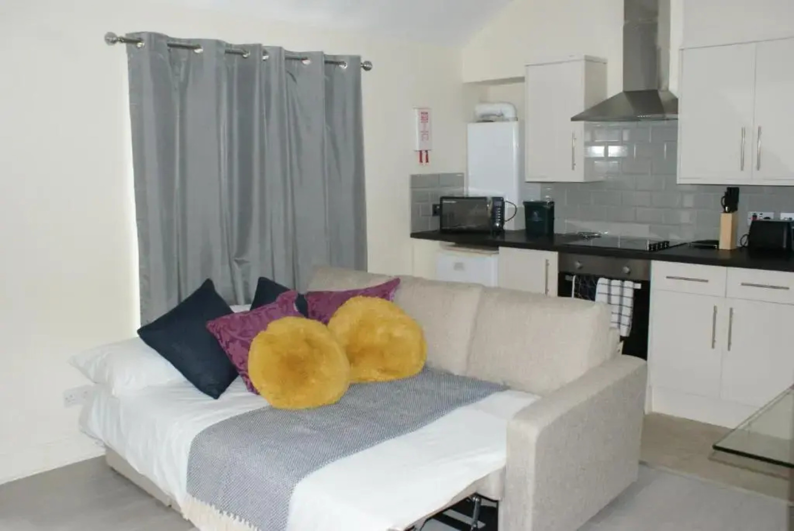 Coastal City Rooms - Uplands