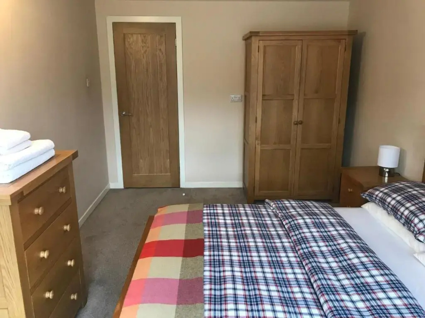 Borrodale, one bedroom apartment with balcony and loch view.