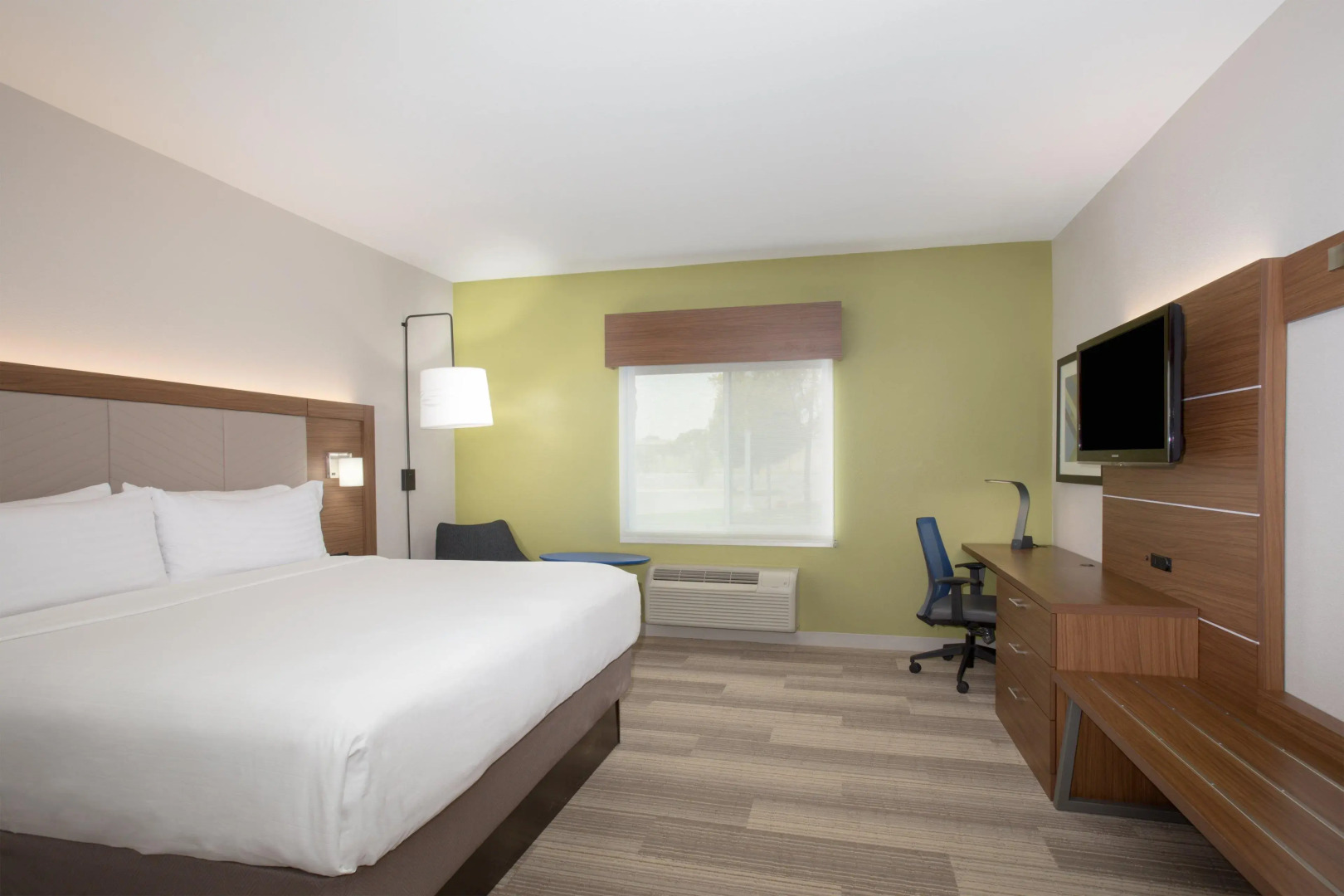 Holiday Inn Express & Suites Amarillo by IHG