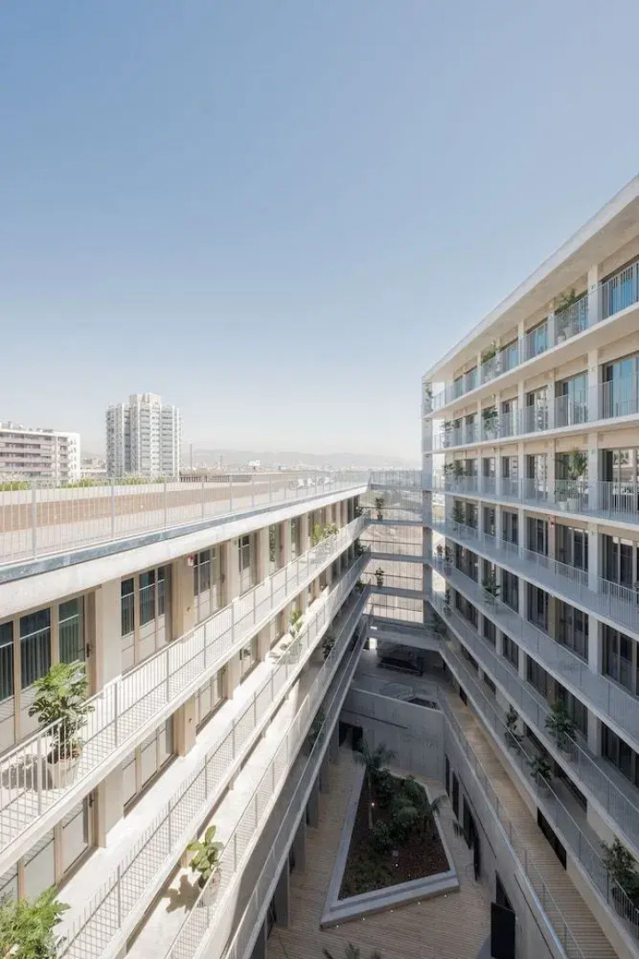 Xior Diagonal Besòs Residence