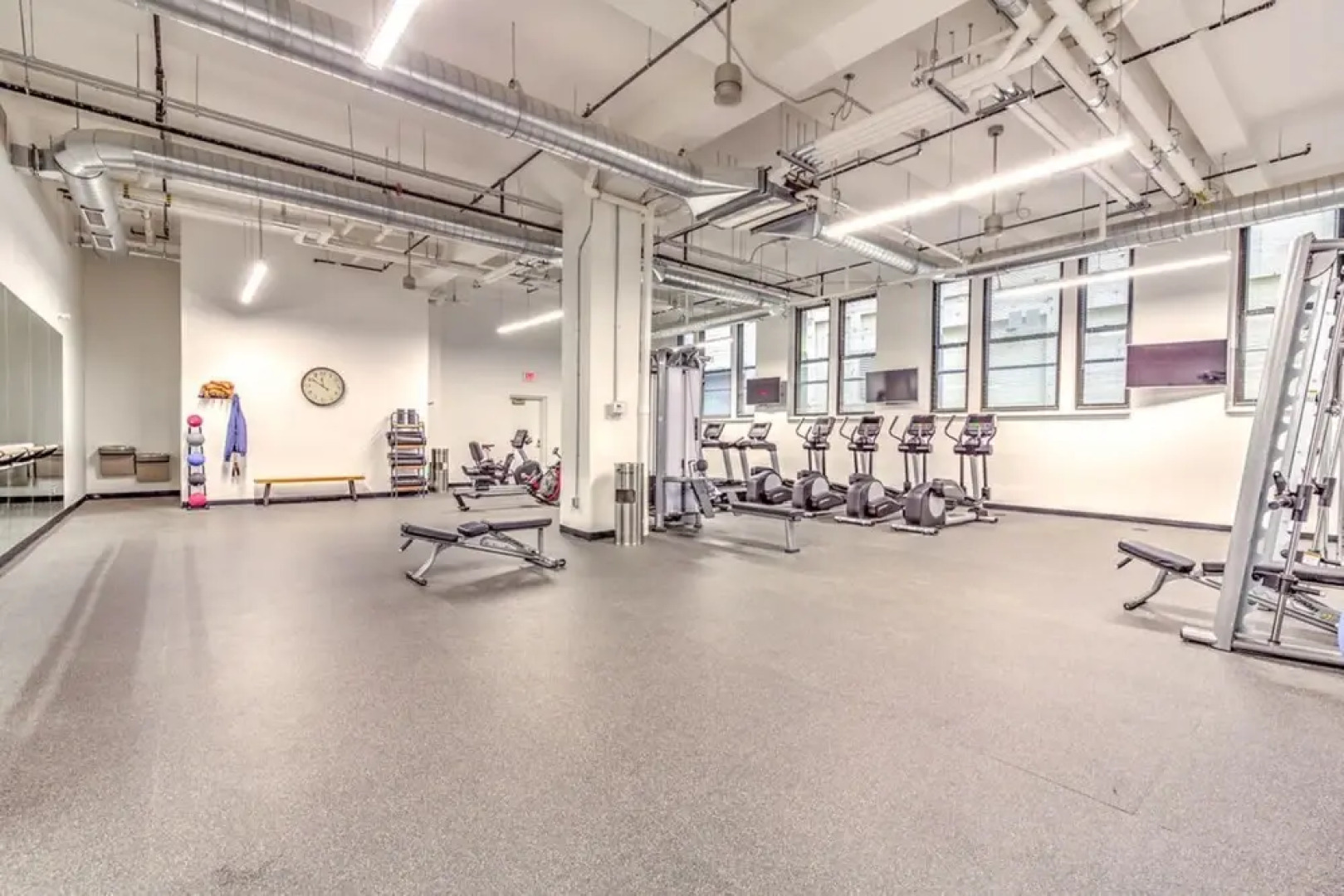 Global Luxury Suites in Downtown Cincinnati