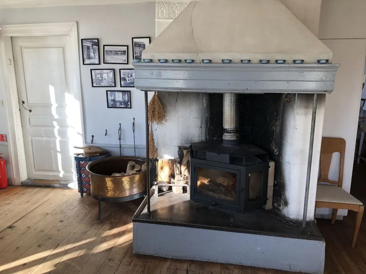 Frägsta Hälsingegård B&B