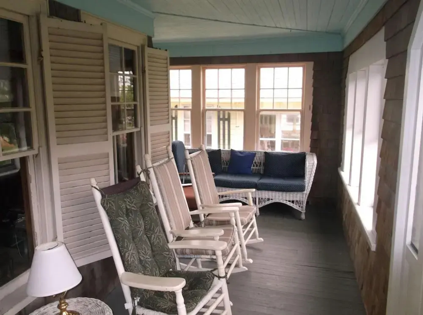 Cozy Cottage by the Sea - Y672