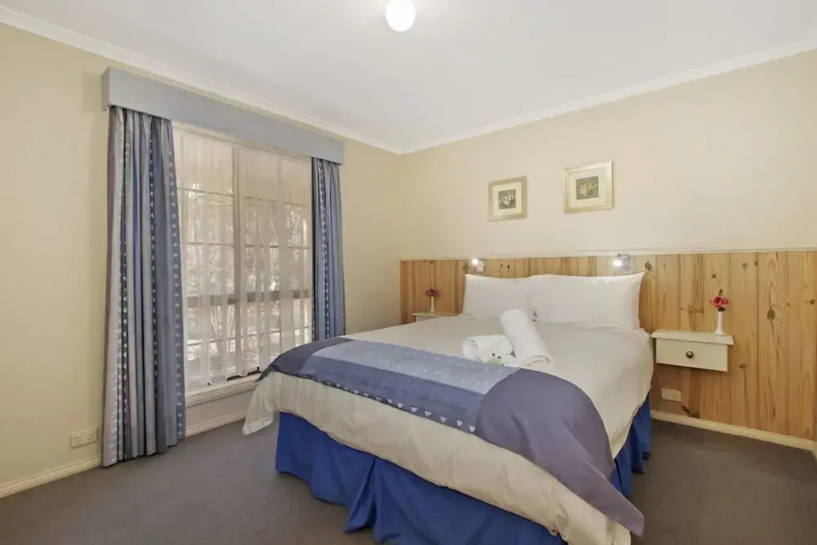 Oak Cottage - Tudor Village Unit 5