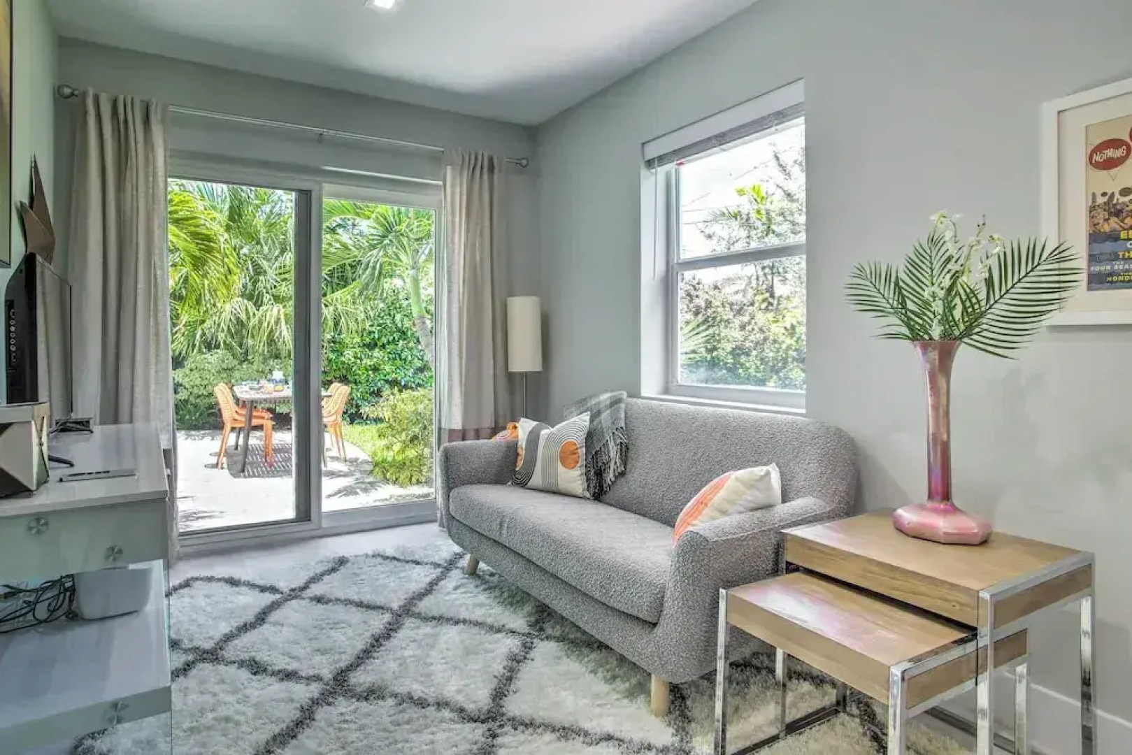 Modern Wilton Manors Home w/ Outdoor Oasis!