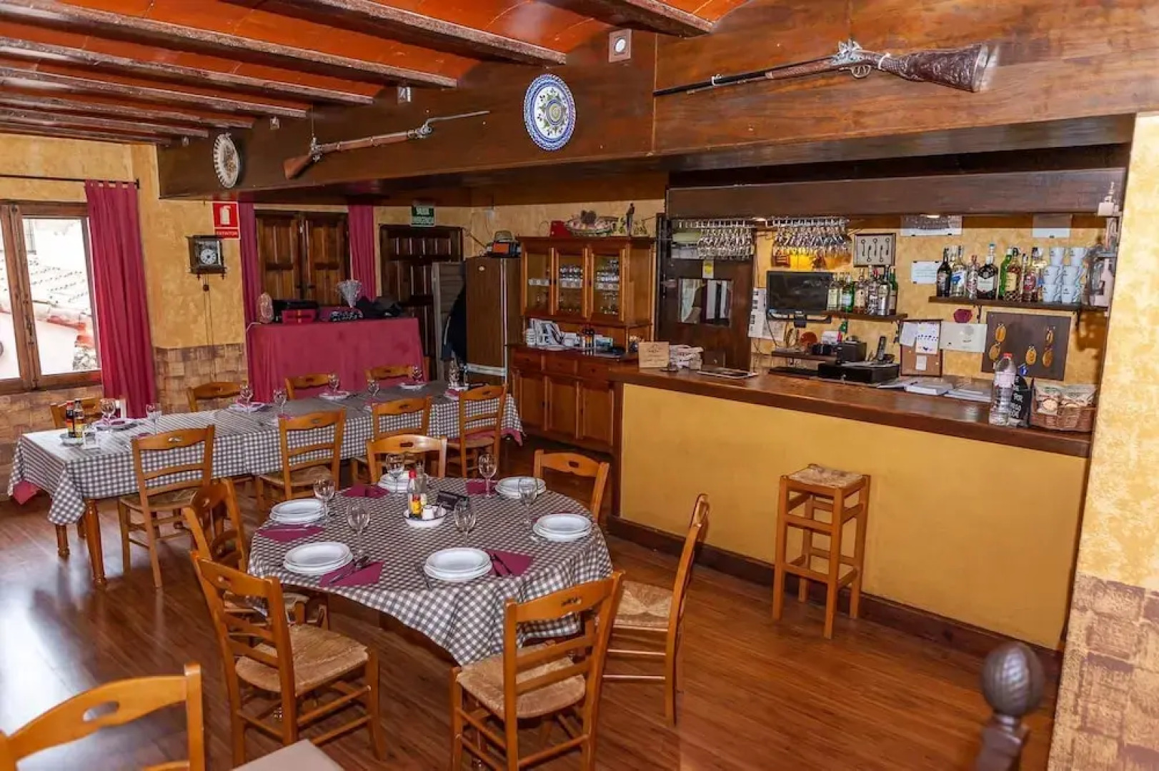 Hostal Hostatgeria Sant Jaume