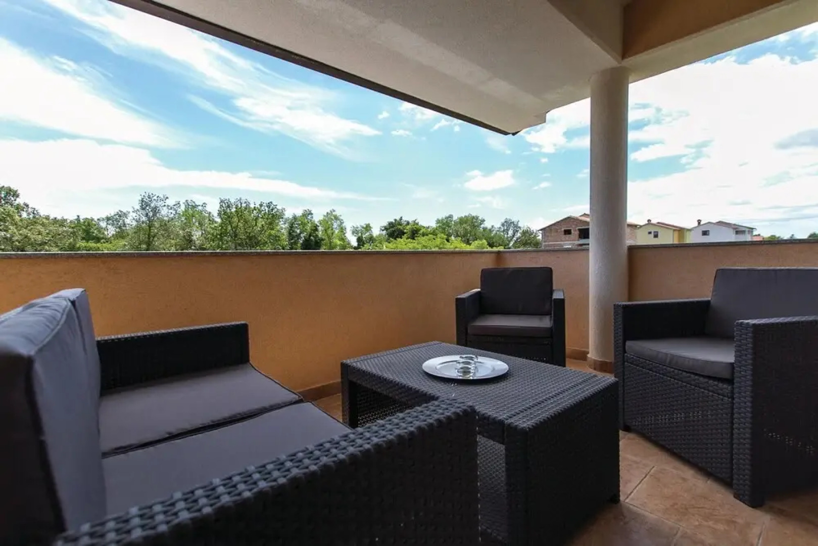 Amazing Home in Nedescina With Wifi and 5 Bedrooms