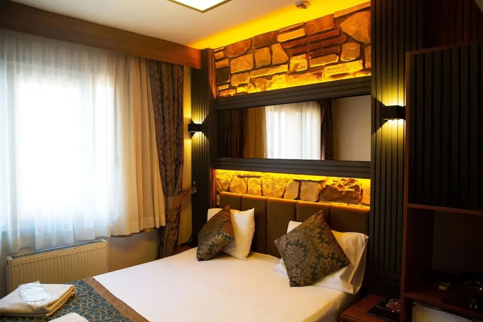 Emirtimes Hotel Kadikoy