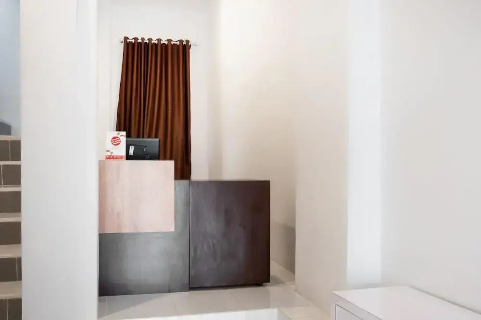 33 Avenue by OYO Rooms