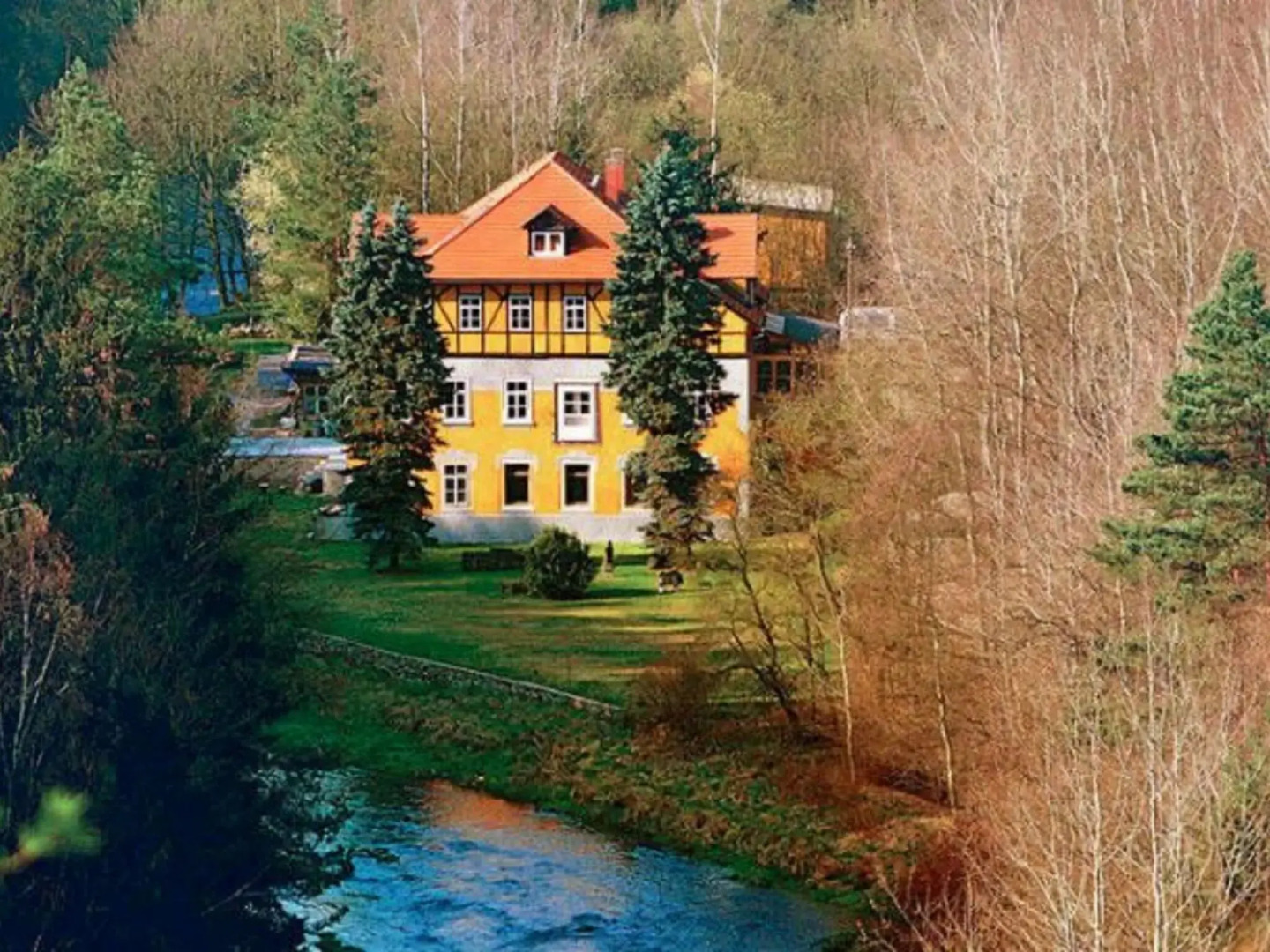 Art Nouveau Haven by the Mulde