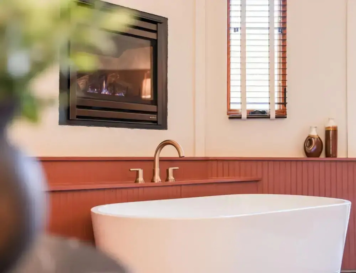 Outland Chalet & Suites Great Smoky Mountains