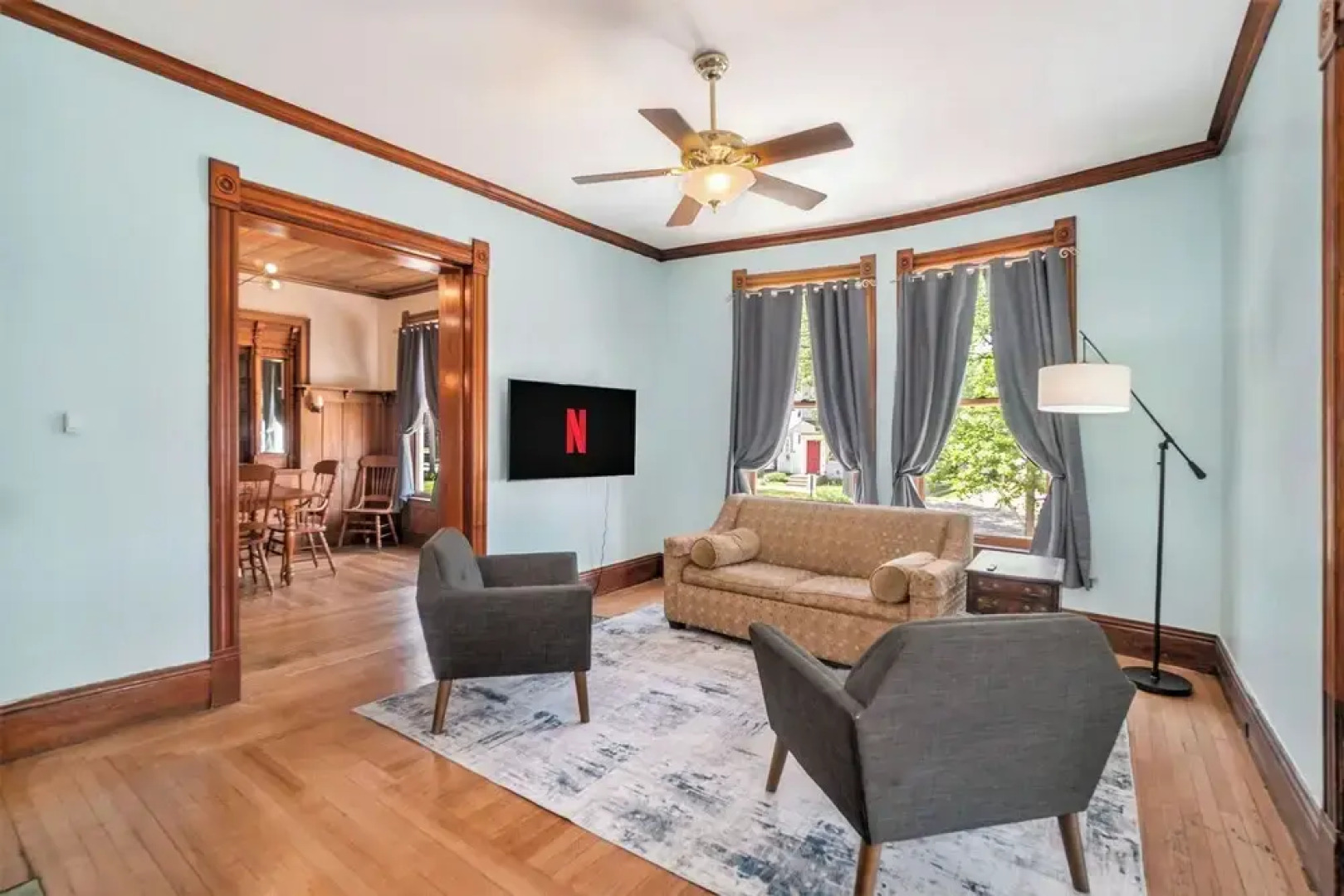 The Grand Inn Apartment Hotel 200