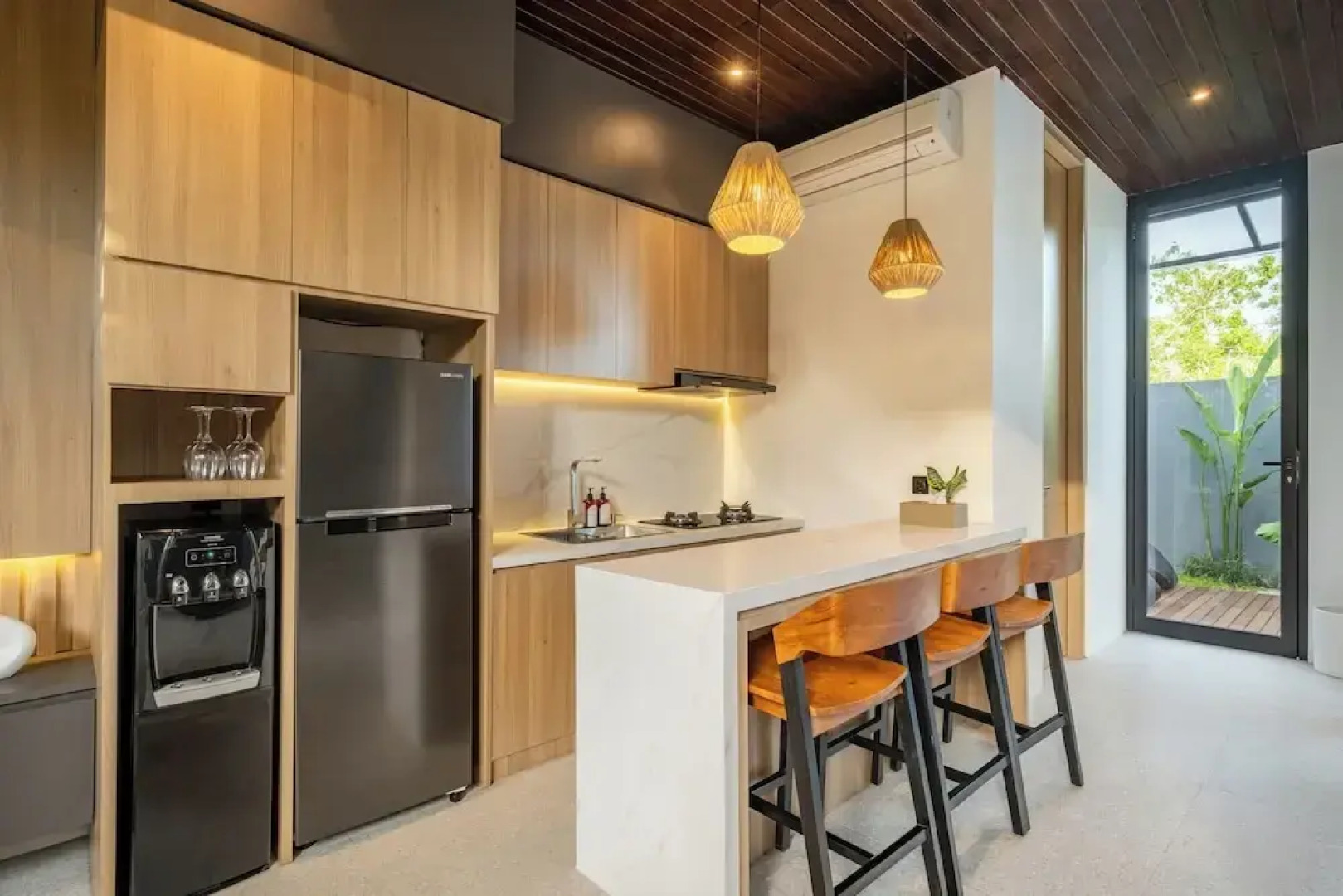 Private Pool Vila 8B Close Melasti Beach