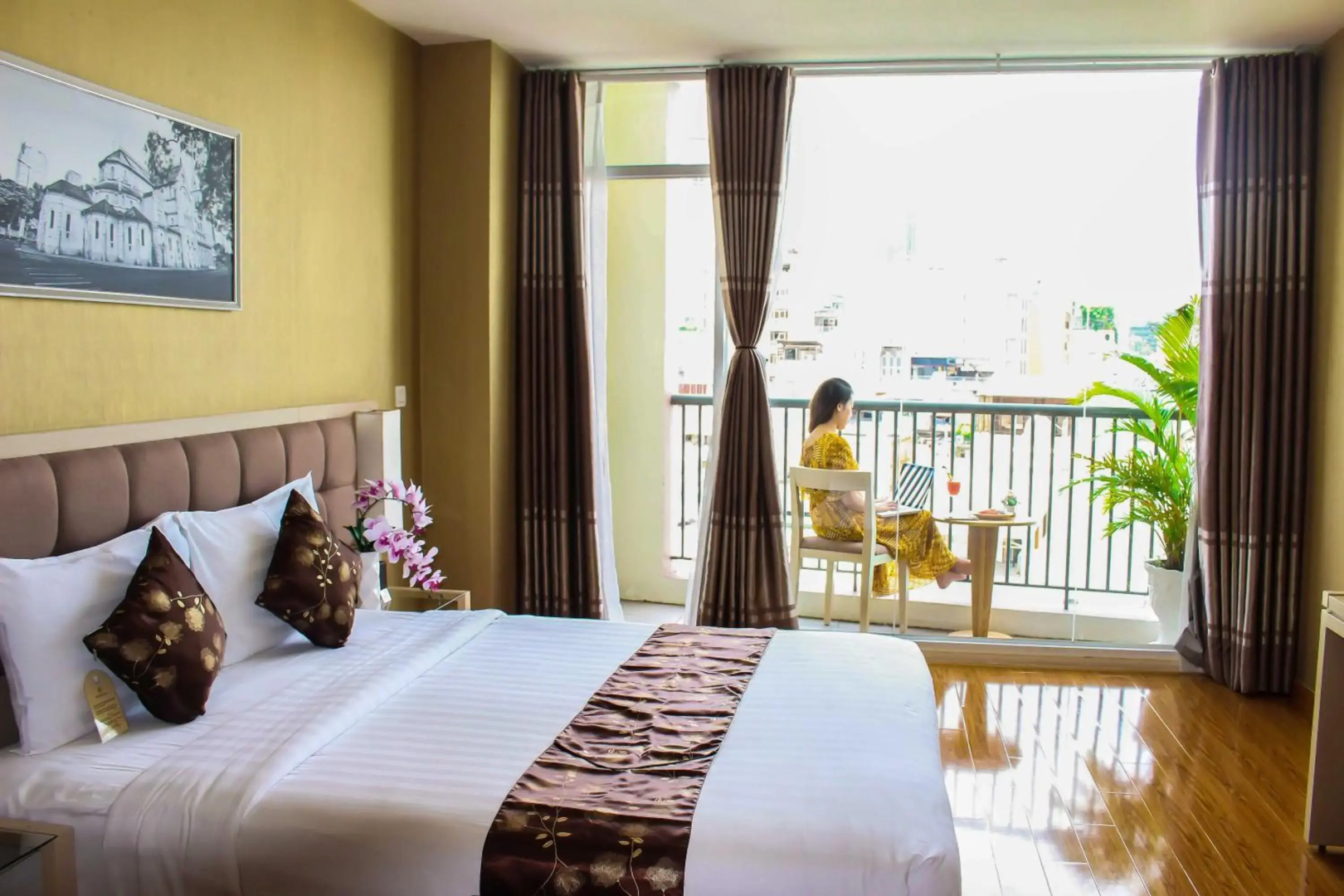 GK Central Hotel