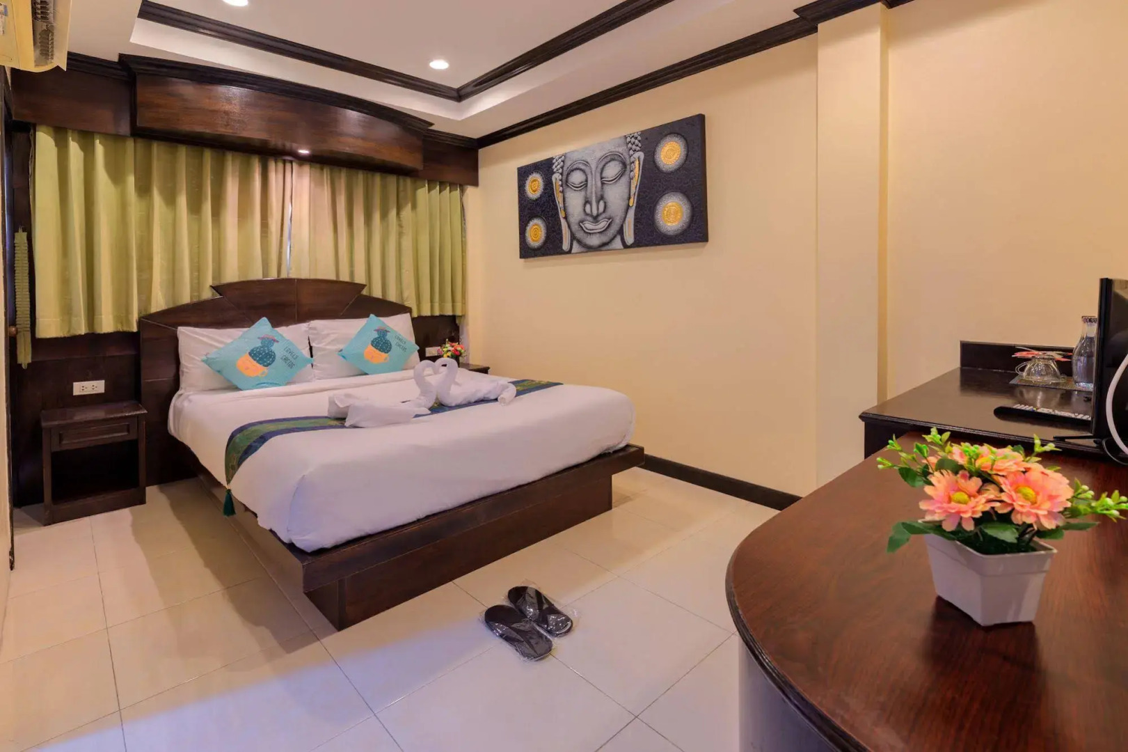 Phuket Paradise Hotel