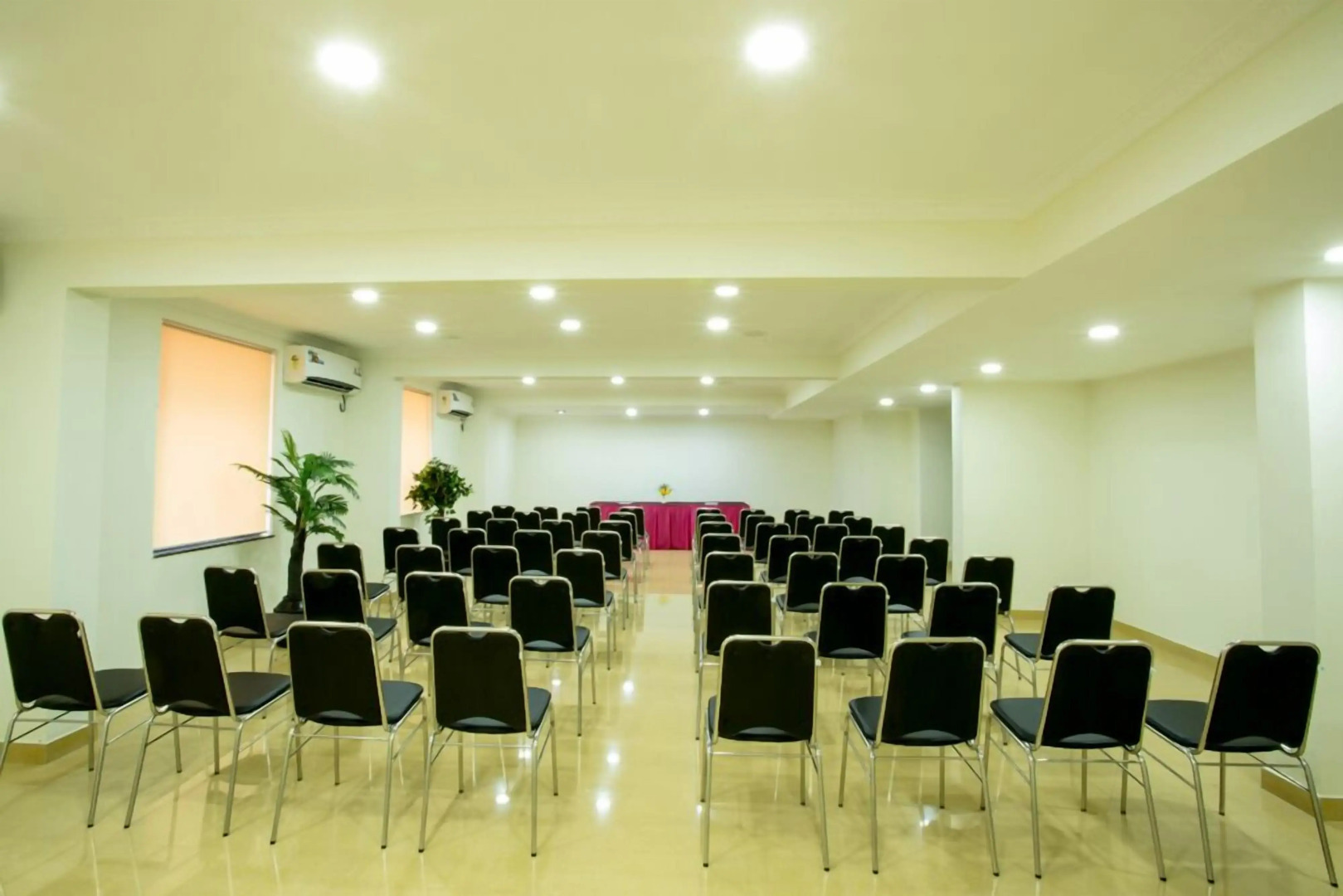 Rendezvous Beach Resort