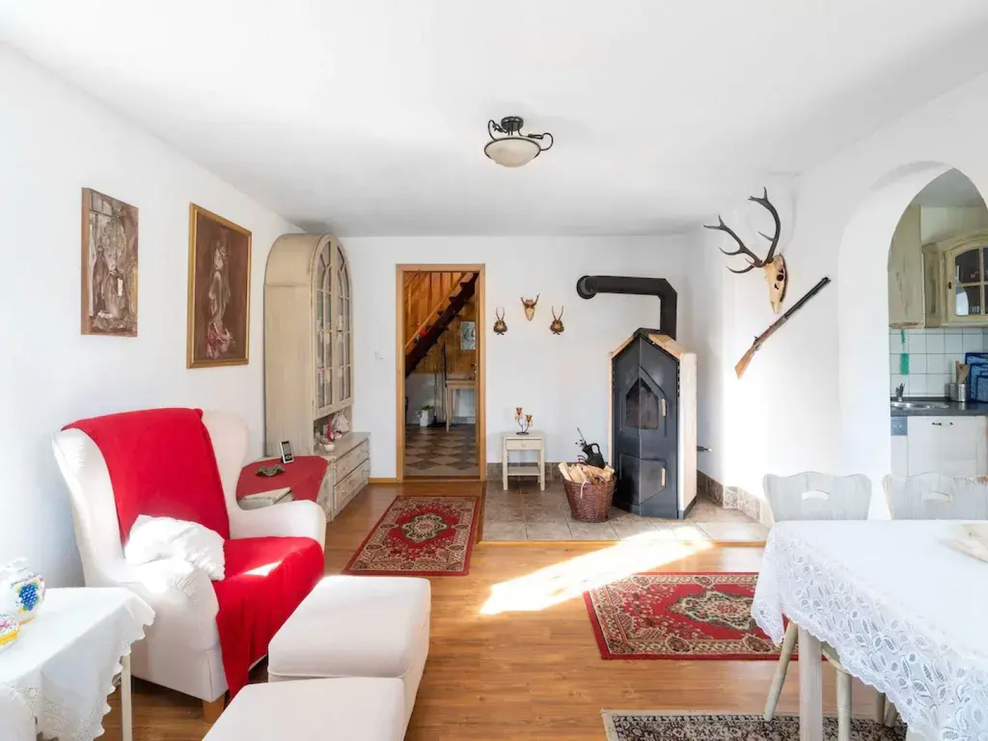 Secluded Holiday Home in Kraslice with Sauna, bubble bath