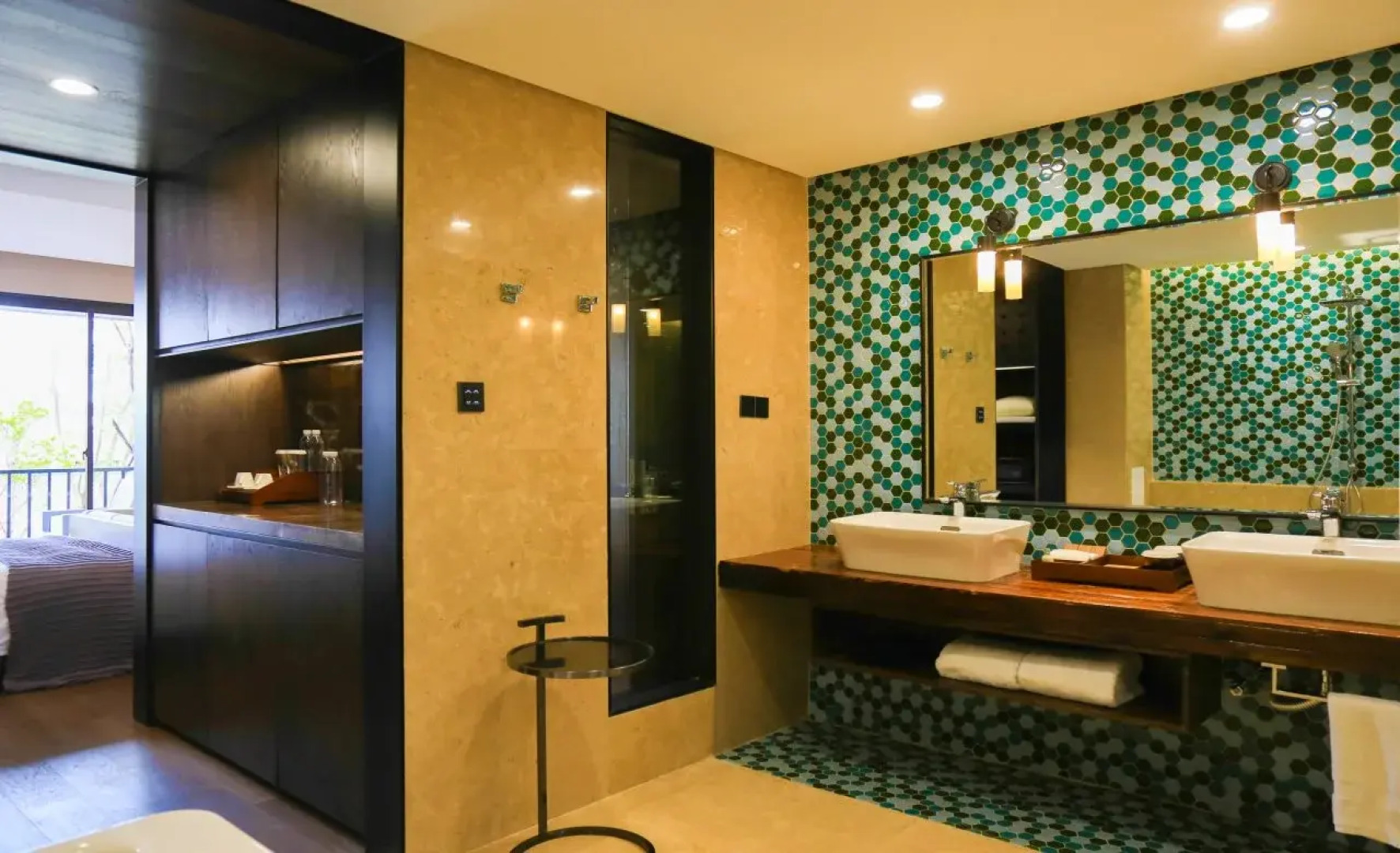 Erhai Lake Reclusive Life