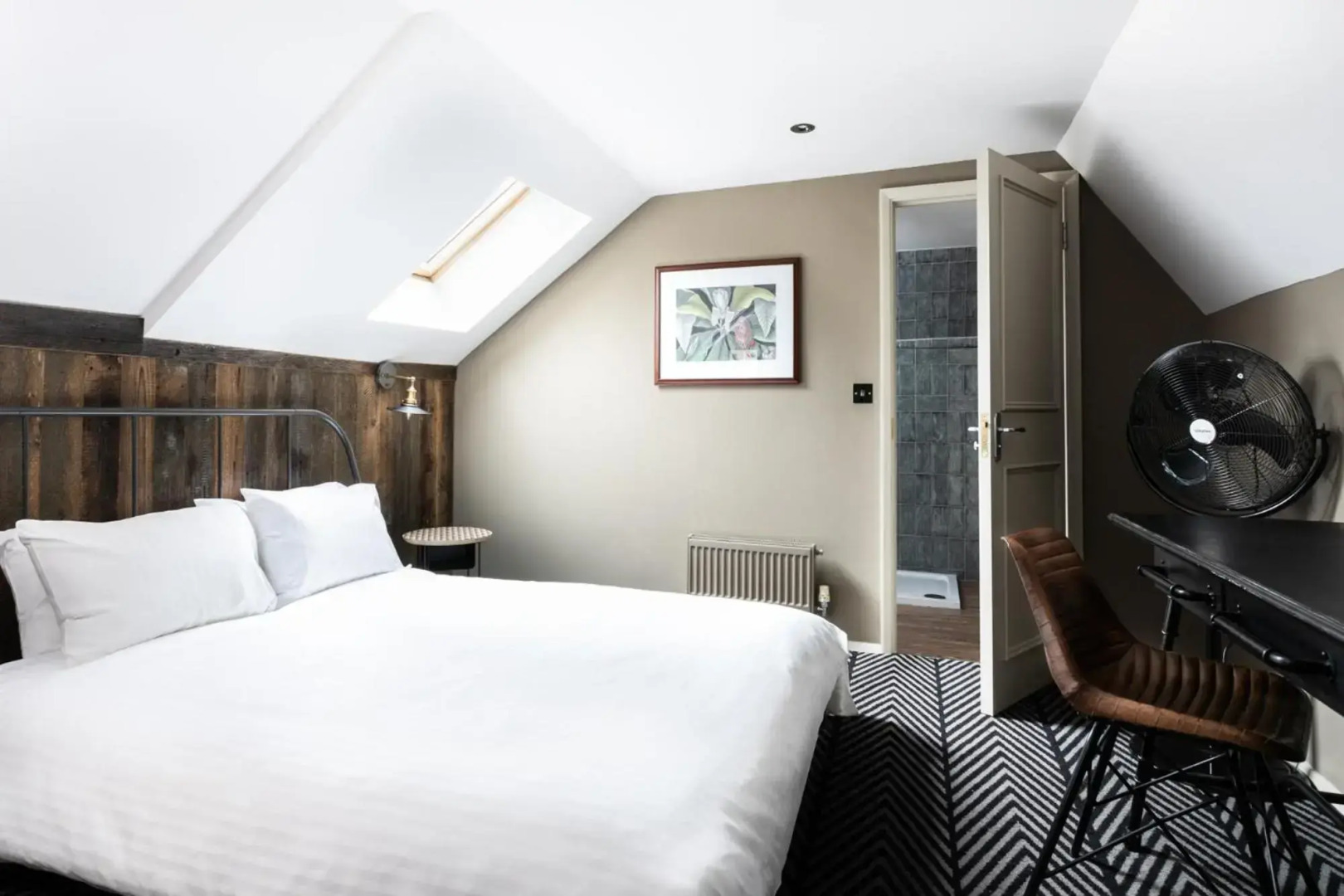 Publove The Rose & Crown