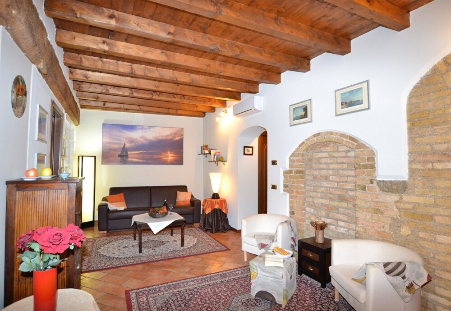 Casa Laura Salò 200mt from Garda lake