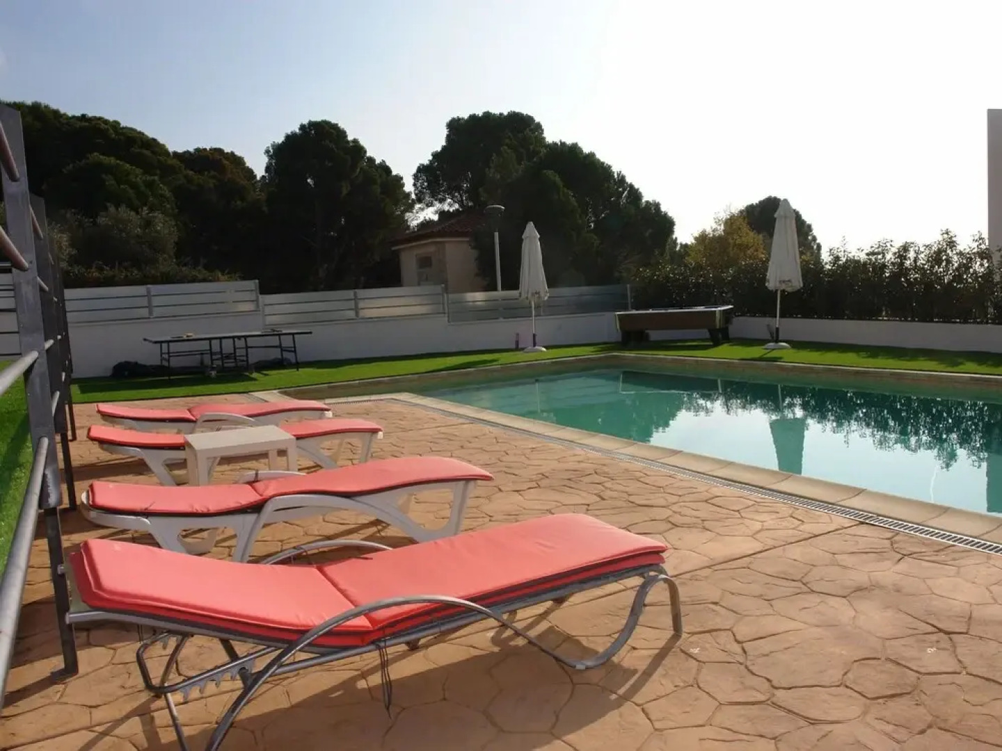 Scenic Villa in Palau Saverdera With Private Swimming Pool