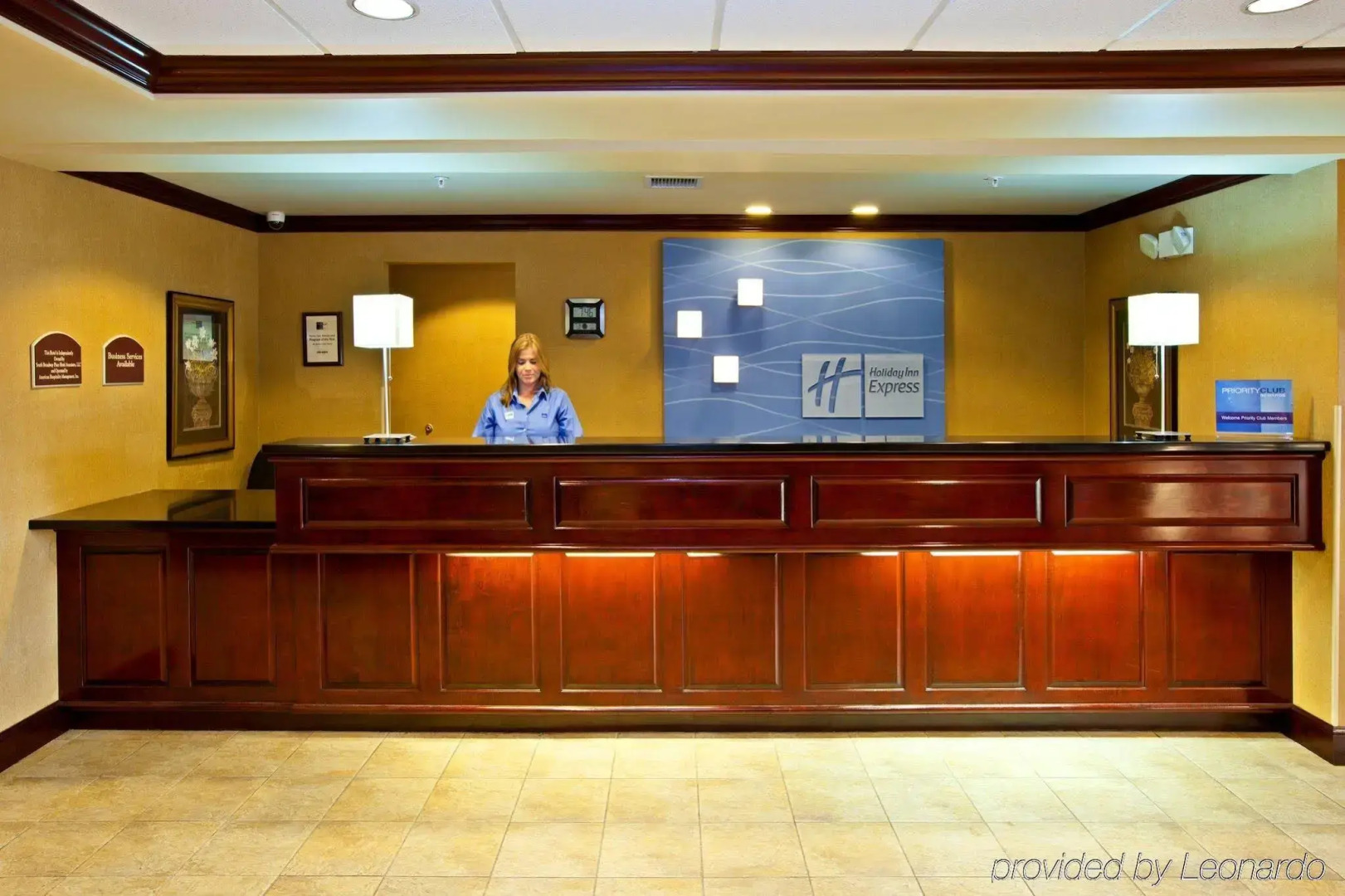Holiday Inn Express Hotel & Suites Lexington-Downtown by IHG