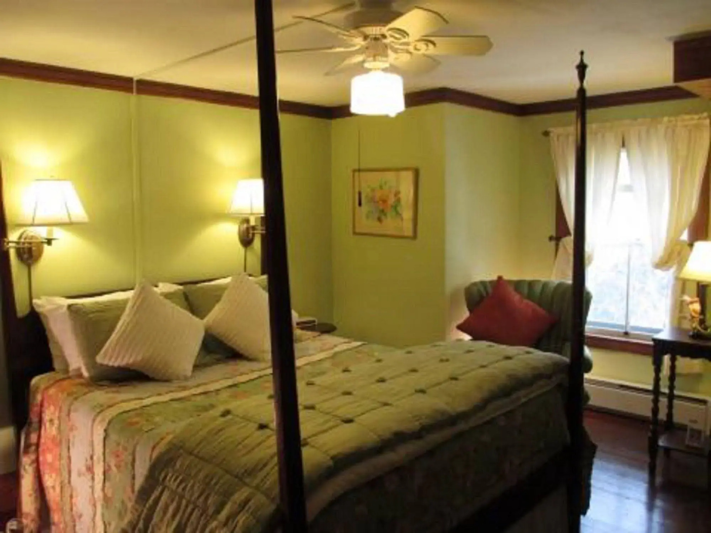 Follansbee Inn